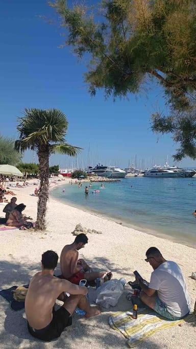 Apartman Kastel Kaštela Екстериор снимка